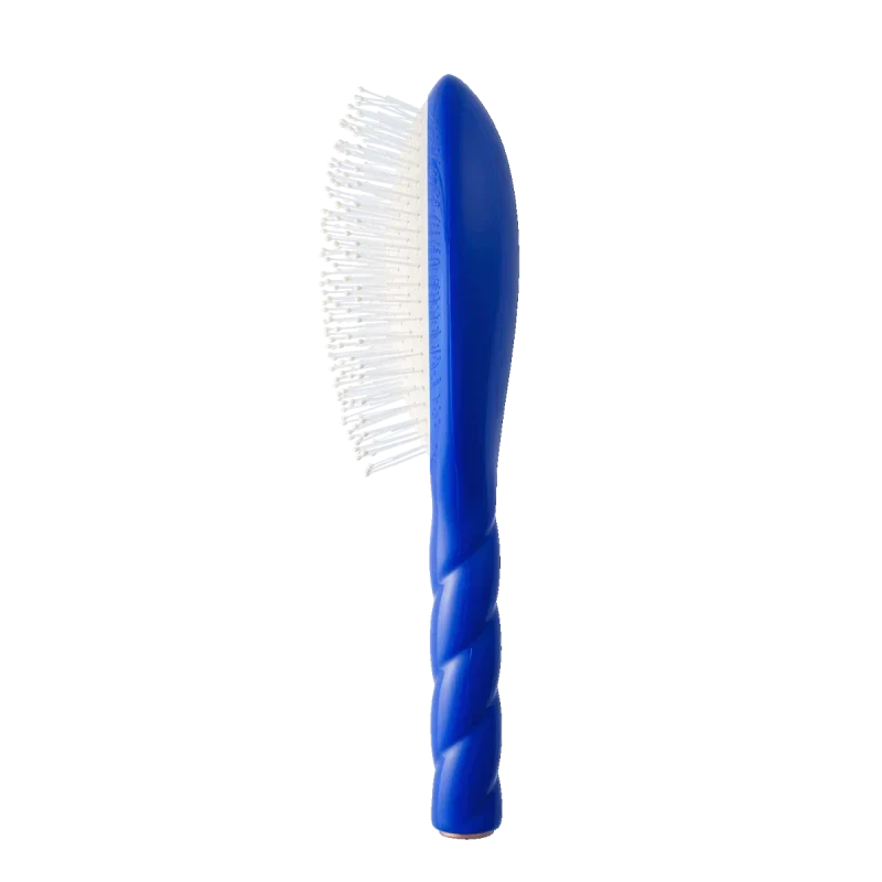 Augustinus Bader x La Bonne Brosse N.04 The Miracle Detangling Scalp Brush-hair care-Augustinus Bader-Leigh Kelley Skin Studio