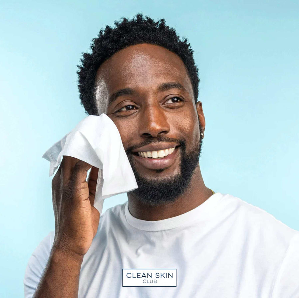 Close-up of Clean Wipes package emphasizing large, thick, dual-sided facial cleansing wipes with chamomile and antioxidants for gentle, thorough skin care