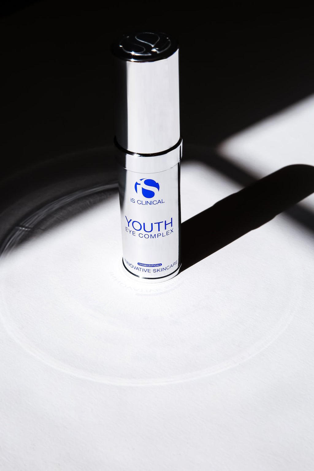 iS CLINICAL Youth Eye Complex