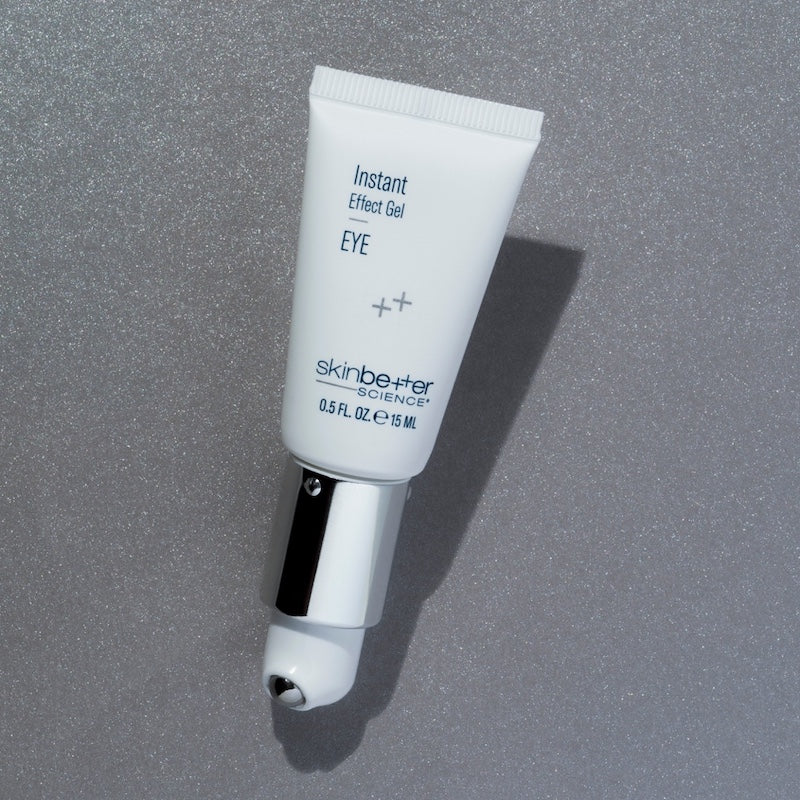 skinbetter instant effect eye gel silver glitter background